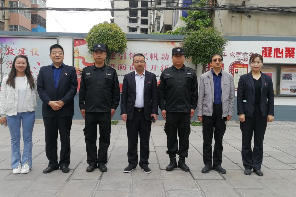 勞動***光榮　慰問暖人心